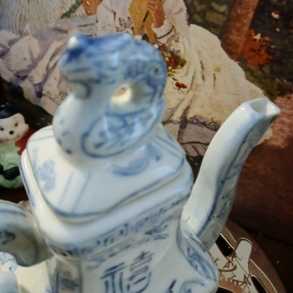 🍵☕️ Ancient Chinese Antique 🫖 🍵 Porcelain Ming Dynasty Teapot 🫖 - Picture 5 of 16